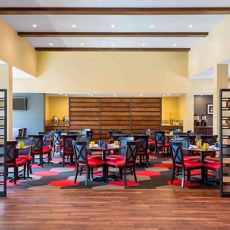 Four Points By Sheraton Buffalo Grove Eksteriør billede